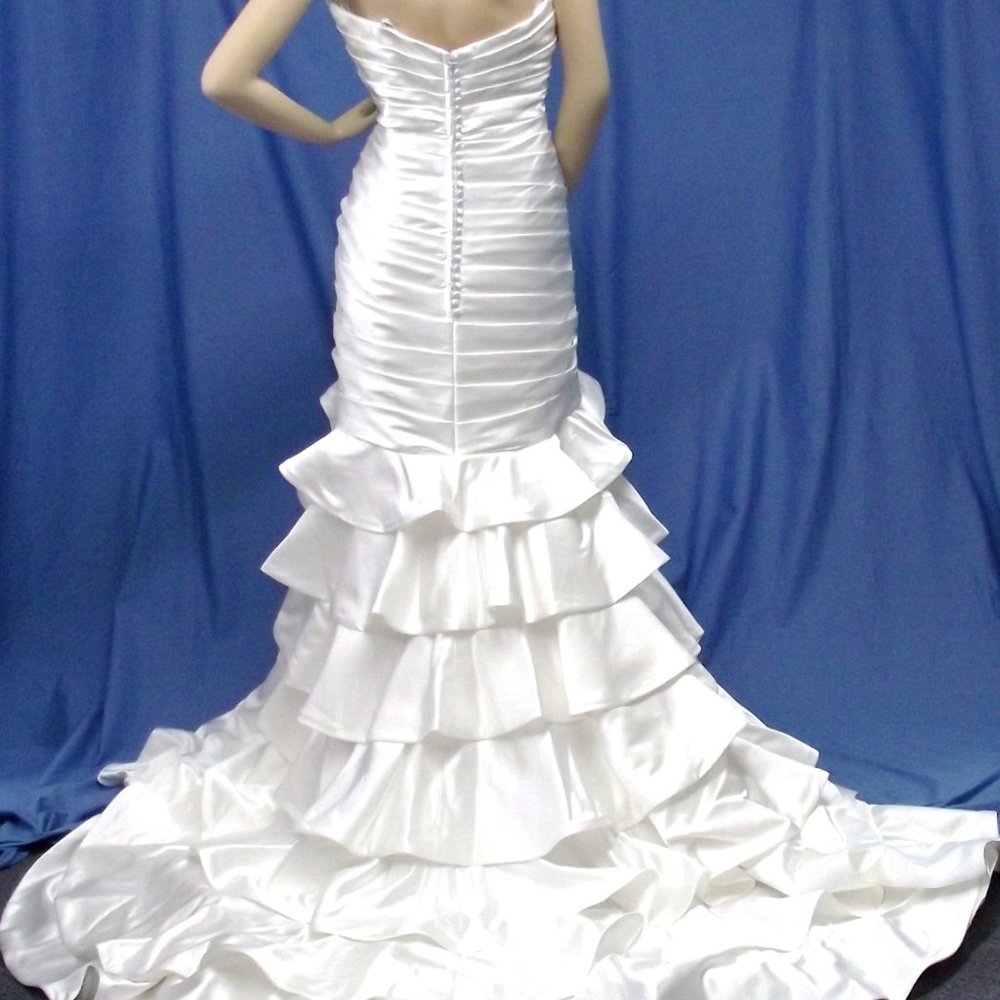 BRIDAL - Picture 8 of 8